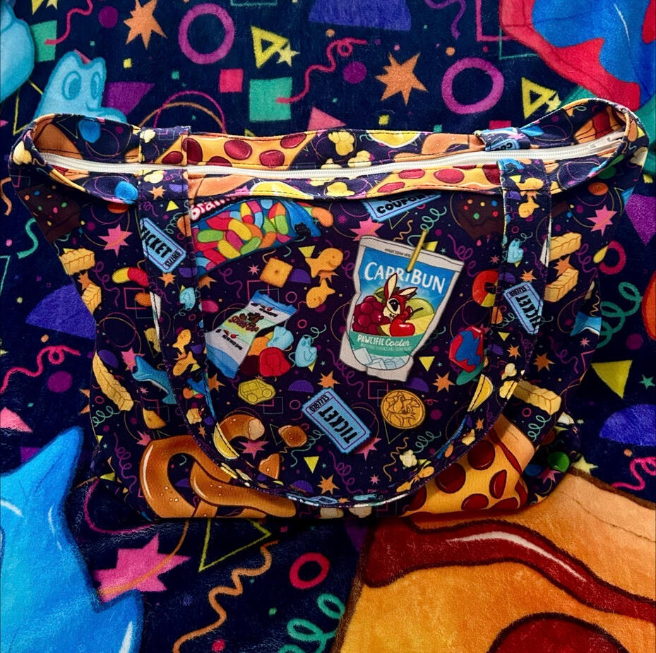 Munchies Zipper Tote